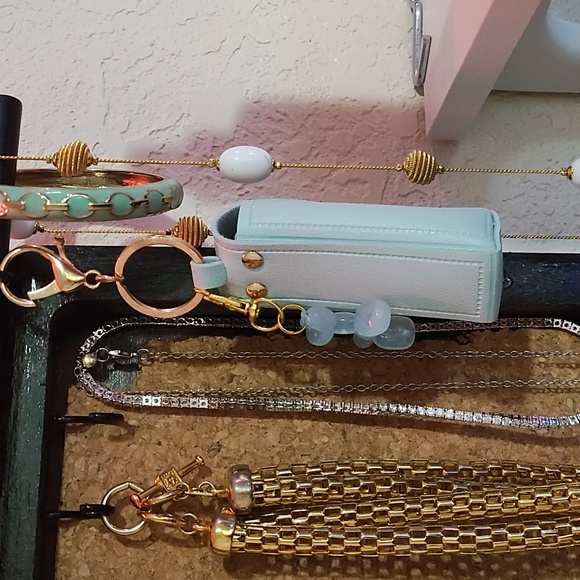 Gold and Silver Chain Necklaces - Picture 2 of 6